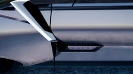 Lexus prepara un deportivo que explotará en México