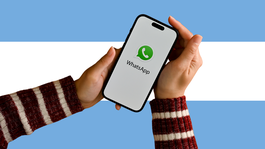 Esta es la mejor manera de tener tu WhatsApp celeste y blanco