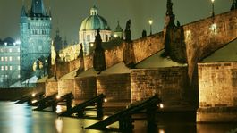 Mirá el fascinante video 3D que recrea cómo construyeron el puente de Praga hace 600 años