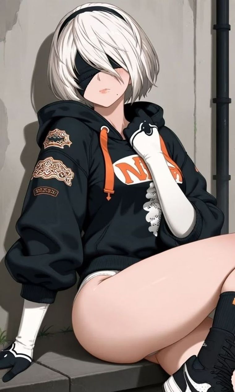 En NieR:Automata, su personalidad es fría, disciplinada y obediente, aunque a lo largo del juego revela una profunda sensibilidad emocional. En NieR:Automata, su personalidad es fría, disciplinada y obediente, aunque a lo largo del juego revela una profunda sensibilidad emocional.