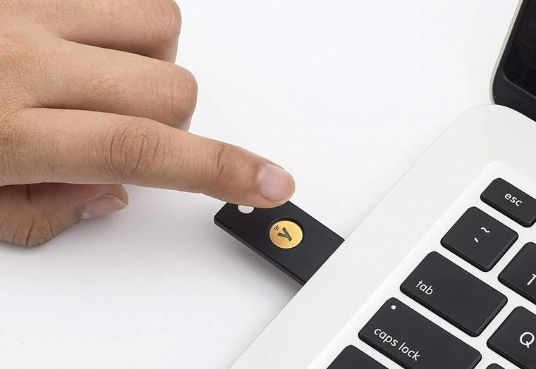 Este método de autenticación ofrece mayor protección frente al phishing y los accesos no autorizados. Este método de autenticación ofrece mayor protección frente al phishing y los accesos no autorizados.