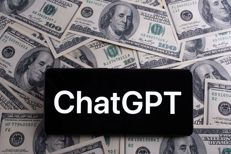 Conoce cómo ganar dinero trabajando con ChatGPT