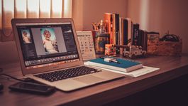 Una comparativa entre dos portátiles en oferta que destacan por su precio y especificaciones.