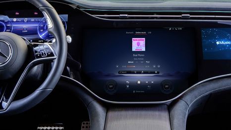 Mercedes-AMG GT C Roadster, el lujoso convertible de Demi Lovato