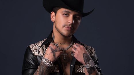 Christian Nodal estaría comenzando un romance con Ángela Aguilar