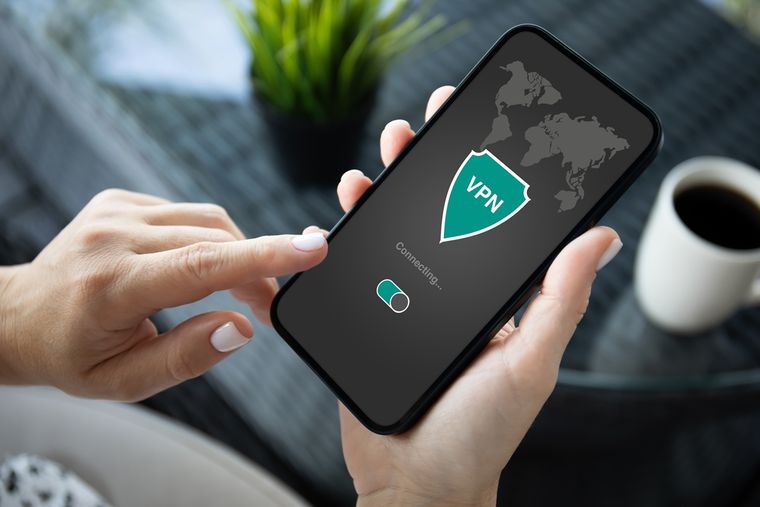 El uso legítimo de una VPN continúa siendo clave para mejorar la seguridad online. El uso legítimo de una VPN continúa siendo clave para mejorar la seguridad online.