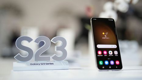 Si estás buscando un teléfono de última generación y eres un entusiasta de Android, esta oferta podría ser perfecta para ti. Amazon ofrece un descuento realmente atractivo para el destacado buque insignia de Samsung.