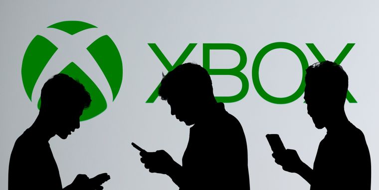El nuevo juego de Xbox ya aparece promocionado para PS5 en tiendas de Estados Unidos.