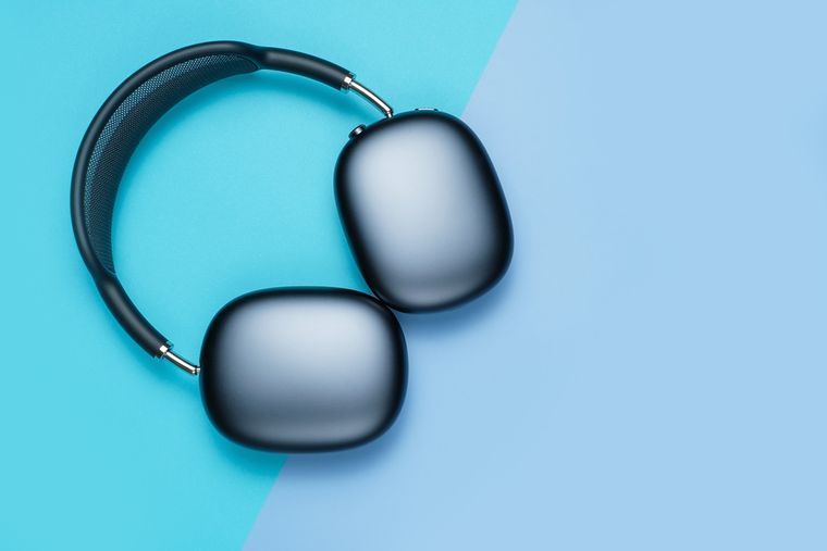 Apple AirPods Max: sonido premium por menos de $500. Apple AirPods Max: sonido premium por menos de $500.