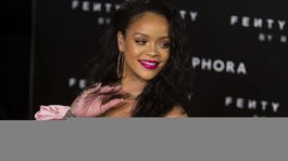 Rihanna destronó a Katy Perry y alcanzó un nuevo récord.