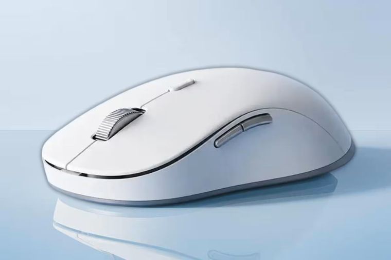 El mouse inalámbrico de Xiaomi permite conectarse a tres dispositivos de forma simultánea. El mouse inalámbrico de Xiaomi permite conectarse a tres dispositivos de forma simultánea.
