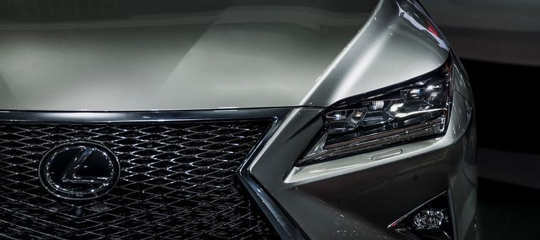 Conoce los autos peor valorados de Lexus