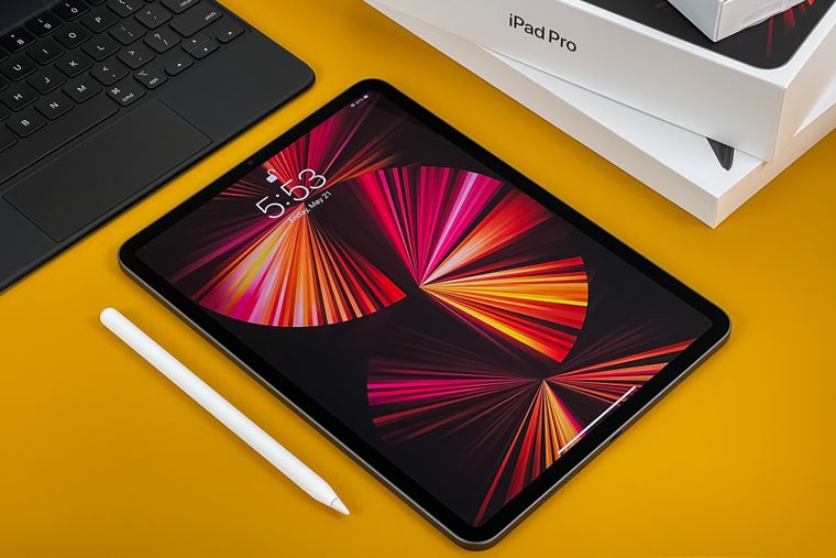 El próximo iPad Pro de Apple llegaría con doble cámara frontal y chip M5, mejorando fotos y videollamadas.