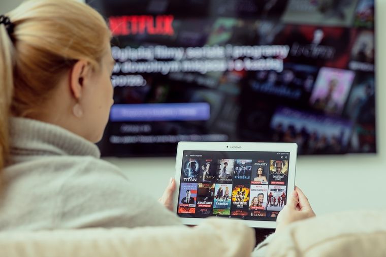 Adiós Netflix: de esta forma puedes ver más de 1.000 canales de forma gratuita y legal