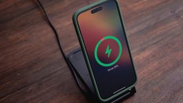 Nuevo soporte MagSafe para iPhone, diseñado por Apple para mejorar la accesibilidad. Nuevo soporte MagSafe para iPhone, diseñado por Apple para mejorar la accesibilidad.