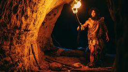 Neanderthalensis: celebridades recreadas como si fueran hombres prehistóricos