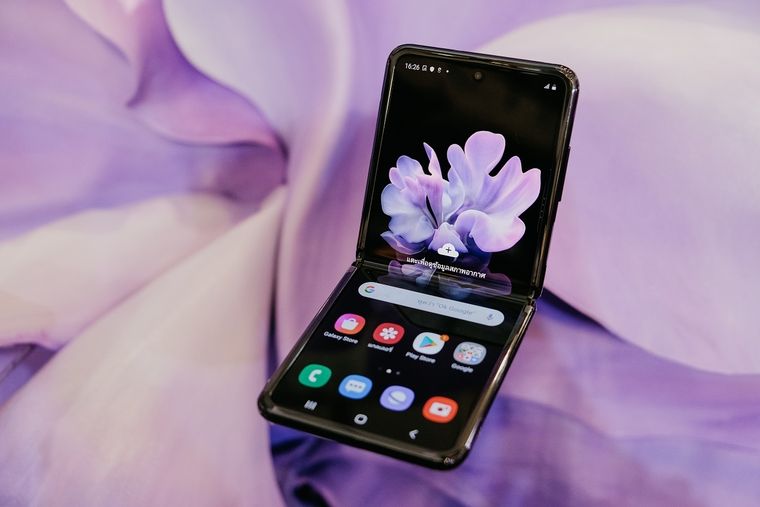 Esto es todo lo que debes saber sobre el nuevo plegable de Samsung: el Galaxy Z Flip Ultra