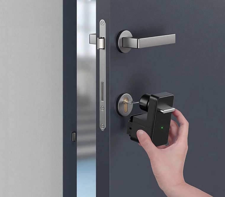 SwitchBot Lock