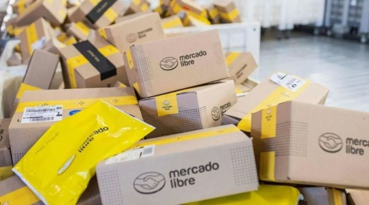 Si bien las ofertas son atractivas, el comercio electrónico también enfrenta desafíos relacionados con estafas digitales y sitios falsos.