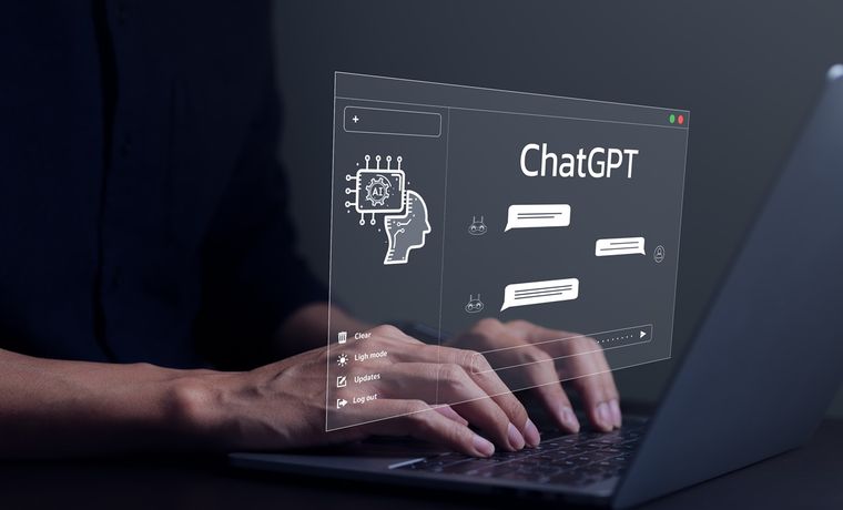 El auge de herramientas como ChatGPT, Gemini y otros asistentes basados en inteligencia artificial ha transformado nuestra relación con la tecnología.