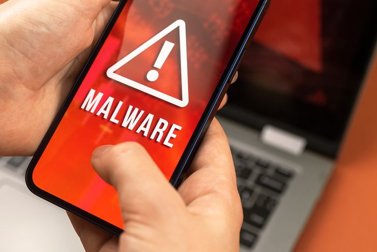 Tienes que borrar sí o sí estas 13 apps con Malware que pueden tomar el control de tu teléfono