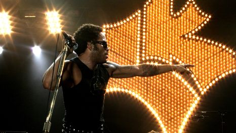 Walmart - Lenny Kravitz