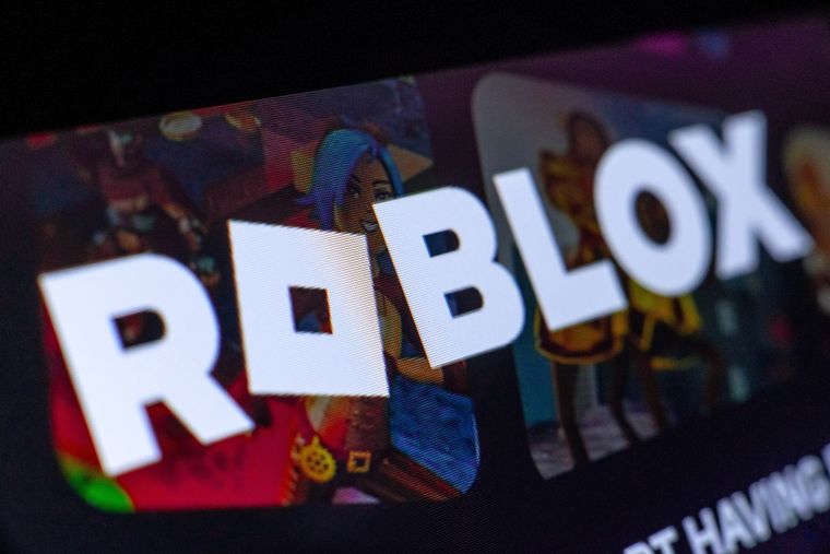 Roblox introduce el alquiler de objetos cosméticos y divide a su comunidad.