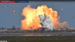 asi fue la explosion del nuevo prototipo de cohete de spacex en pleno aterrizaje