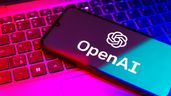 La mayor investigación de OpenAI revela cómo millones usan ChatGPT en su vida laboral y personal. La mayor investigación de OpenAI revela cómo millones usan ChatGPT en su vida laboral y personal.