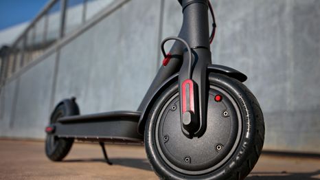 Podrás conseguir esta scooter electríca por tiempo limtiado en Walmart.