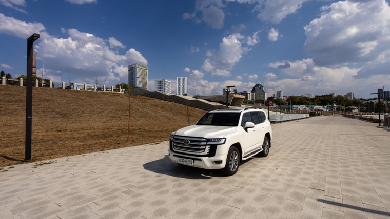 Toyota reveló nuevos detalles del renovado Land Cruiser