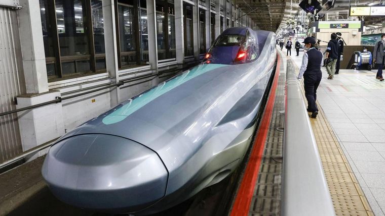 ¿Te animás a subirte y viajar a 400 km/h vía terrestre? en Tokio podés hacerlo en el Alfa-X