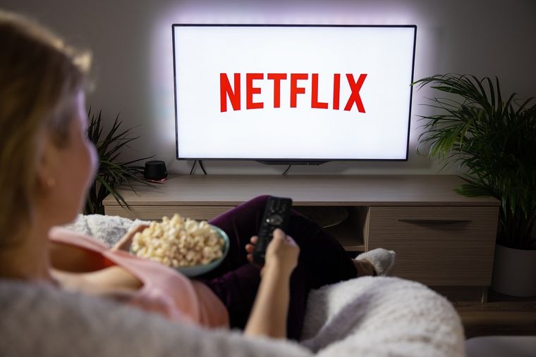 Adiós Netflix: te presentamos 2 alternativas a Netflix con más de 100 canales gratis
