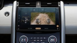 land rover lanza un vehiculo que derrocha tecnologia