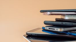 Los iPhone mantienen su valor mejor que los Galaxy de Samsung, según los últimos datos de Counterpoint Research.