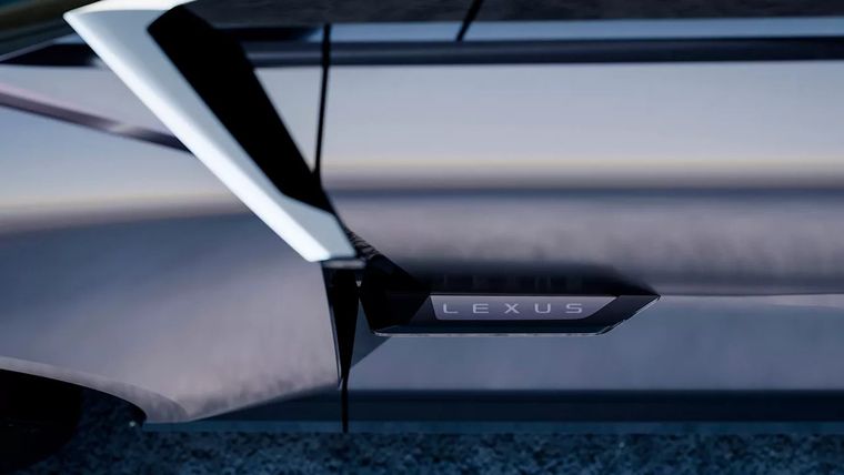 Lexus prepara un deportivo que explotará en México