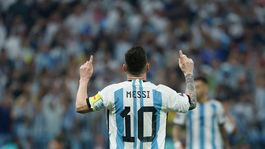 Messi tiene a las celebridades a sus pies.