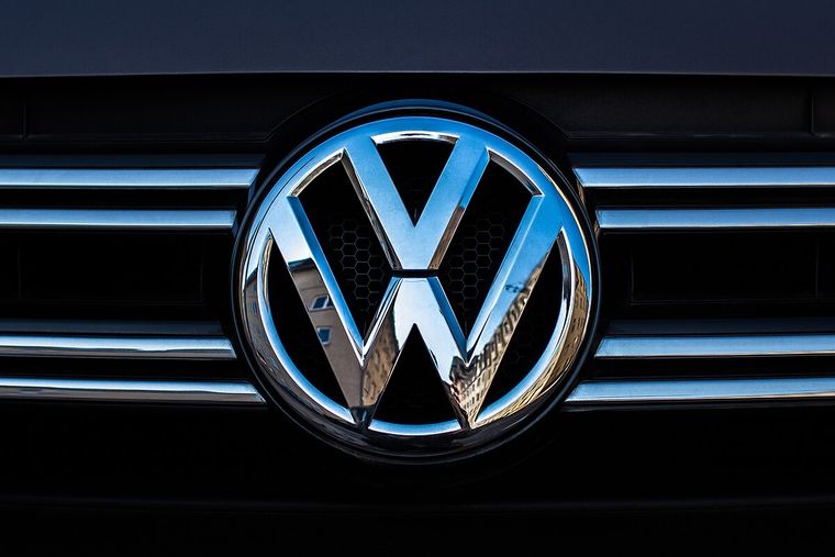 Volkswagen produce su sedán más asequible