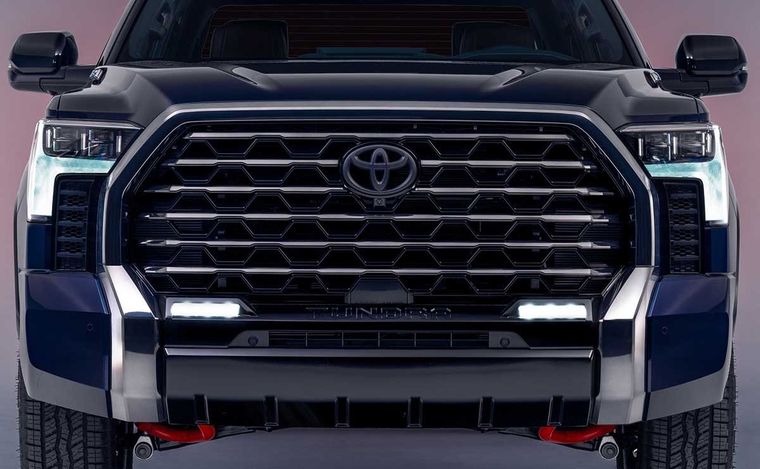 Toyota enfrenta problemas por su motor