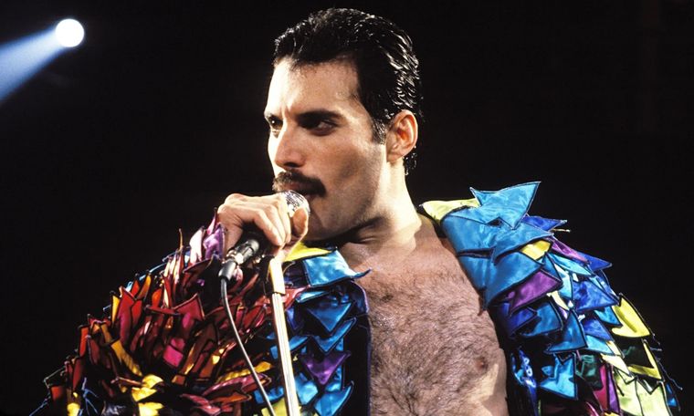Freddie Mercury: esta IA replica su aspecto en la actualidad