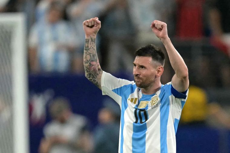 Lionel Messi acostumbra dar obsequios a sus compañeros de Selección