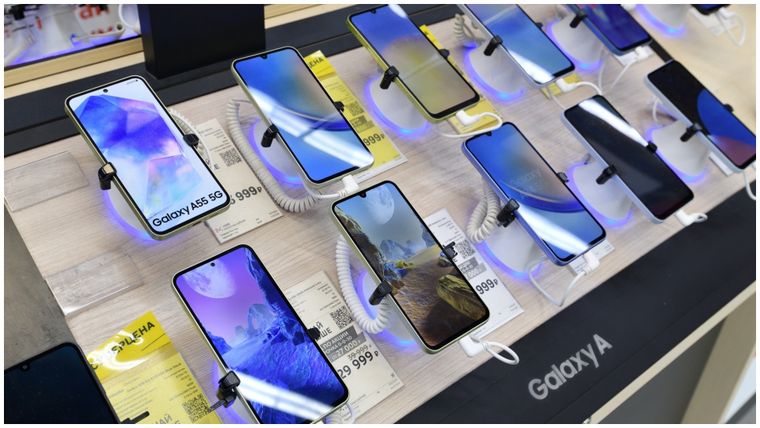 Estos tres teléfonos económicos son las grandes apuestas del 2025 en el segmento accesible.