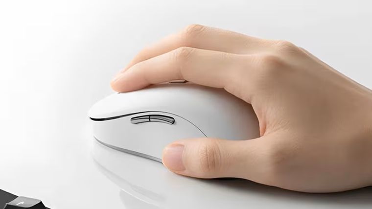 La tecnología TOG permite que el mouse inalámbrico de Xiaomi funcione incluso sobre cristal. La tecnología TOG permite que el mouse inalámbrico de Xiaomi funcione incluso sobre cristal.