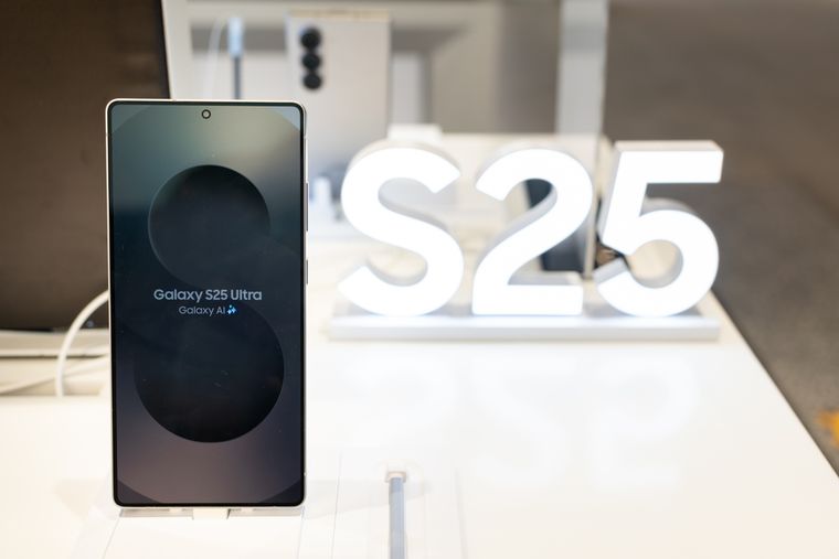 Función disponible para la serie Galaxy S25 con One UI 8 Función disponible para la serie Galaxy S25 con One UI 8