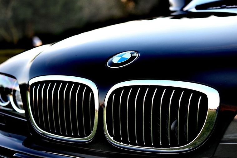 BMW enfrenta recall masivo en EEUU