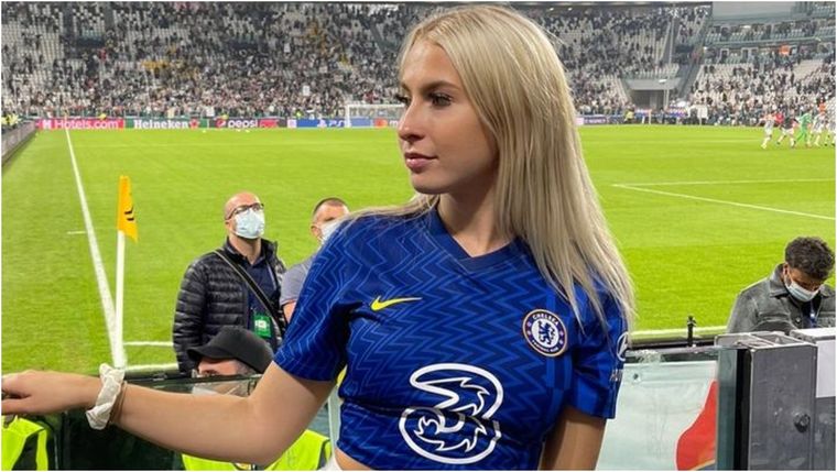 Astrid Wett pasó del mundo de las redes sociales para adultos al boxeo