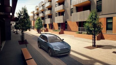 Toyota Crown Signia 2025