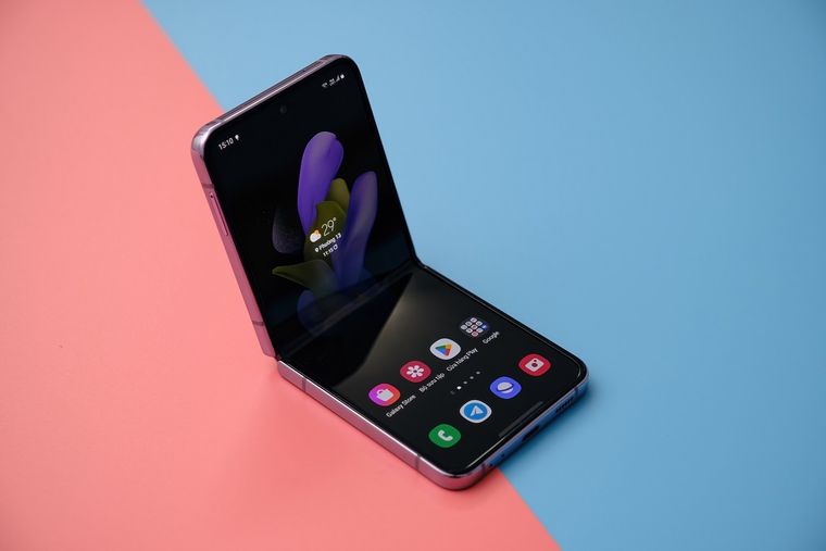 Samsung permite comprar el Galaxy Z Flip4 con un descuento histórico