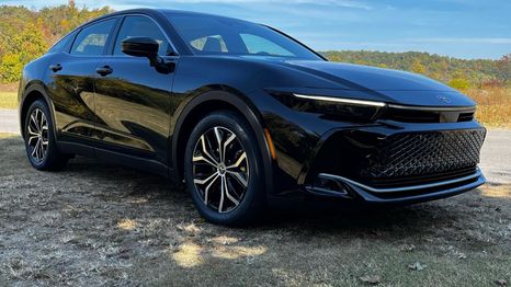 Toyota Crown 2023: el coche deportivo con un diseño elegante