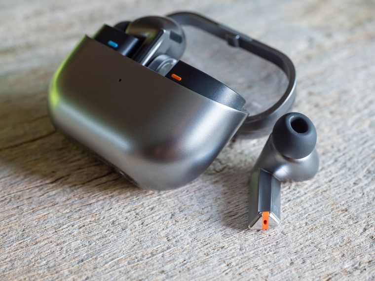 Samsung Galaxy Buds3 Pro: calidad de audio premium por menos de $200. Samsung Galaxy Buds3 Pro: calidad de audio premium por menos de $200.